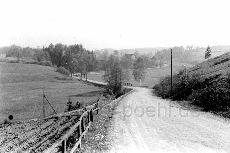 neu (14).jpg - Strasse Richtung Neudörfel